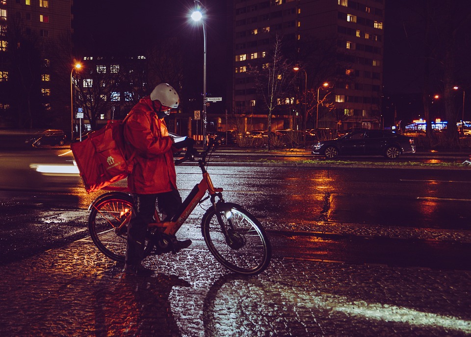 Crafting the Perfect Cover Letter for Delivery Driver Positions: A Step-by-Step Guide