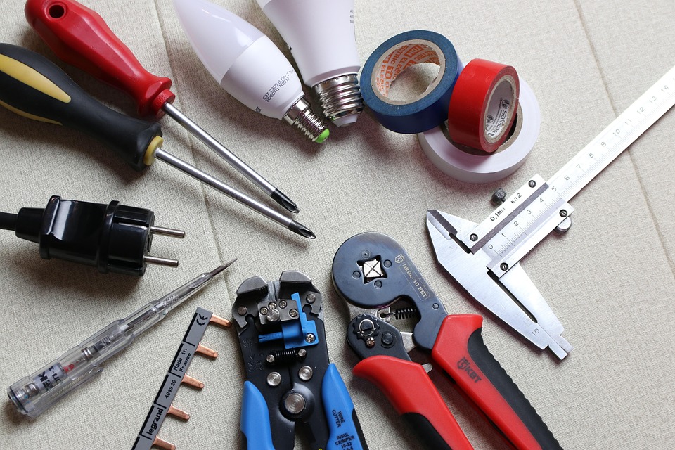 Essential Electrician Interview Guide: Tips and Questions for Success in the UK