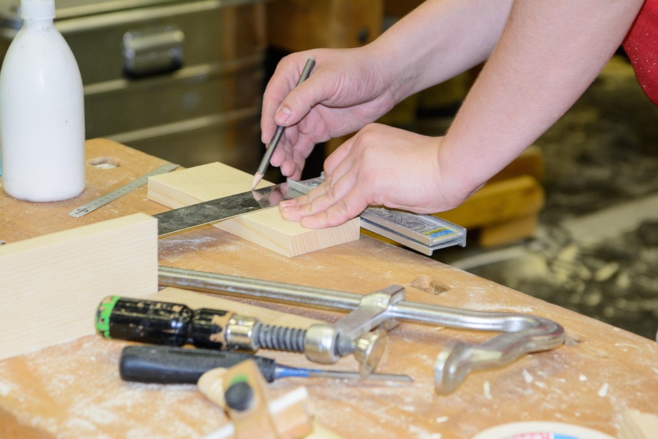 Crafting an Impressive Carpenter Cover Letter: Essential Tips for Success