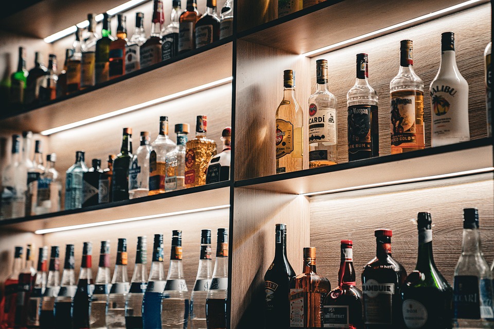 Navigating Your Career as a Bar Manager: Essential Roadmaps for Success