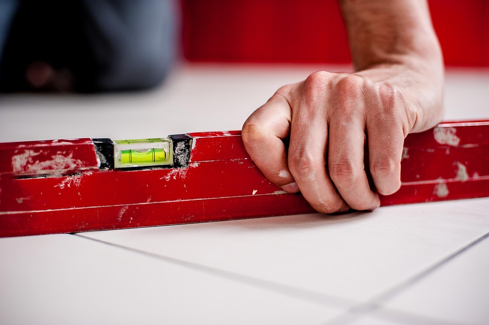 Essential Surveyor CV Template: Crafting a Standout Resume for UK Professionals