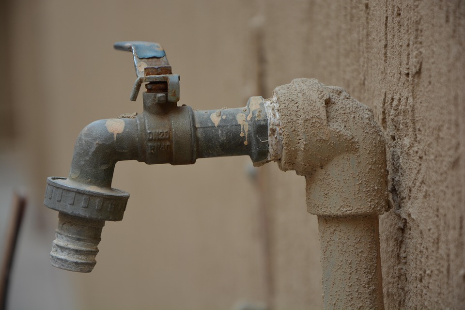 How to Write an Impressive Plumber Cover Letter: Tips and Examples for UK Applicants
