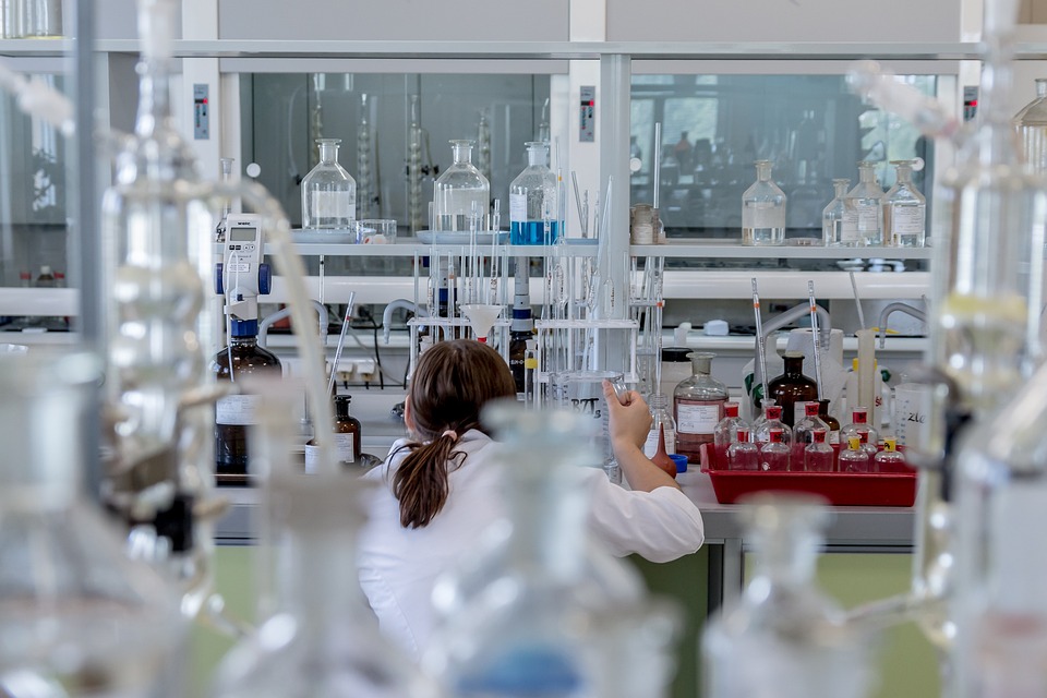 How to Craft an Impressive Cover Letter for Laboratory Technician Positions: A Comprehensive Guide