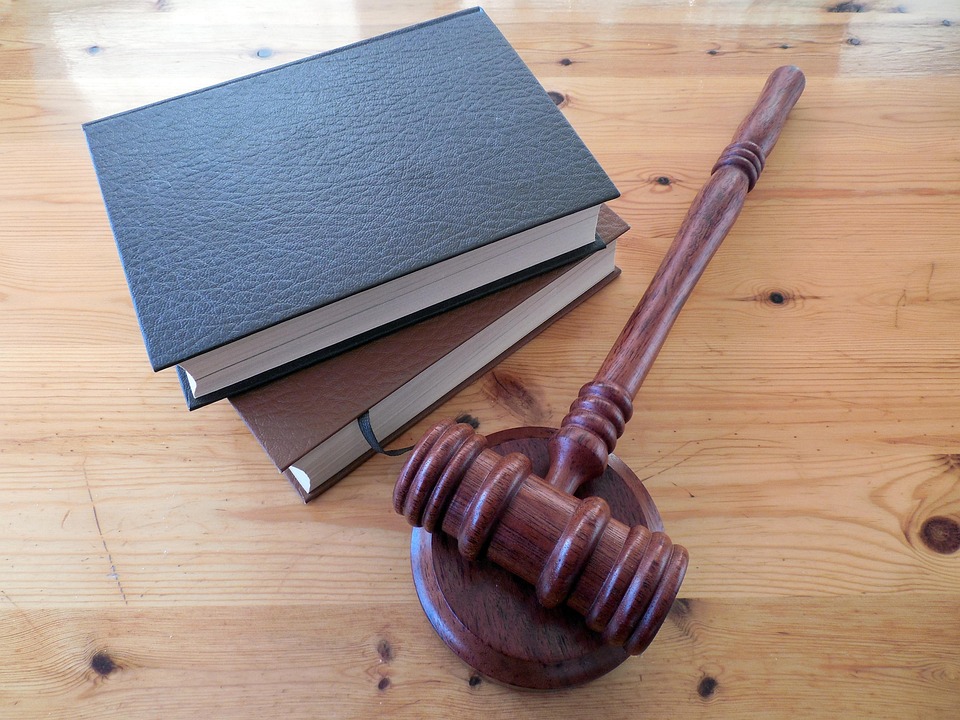 Crafting the Perfect Cover Letter for a Legal Assistant Position: Tips and Templates