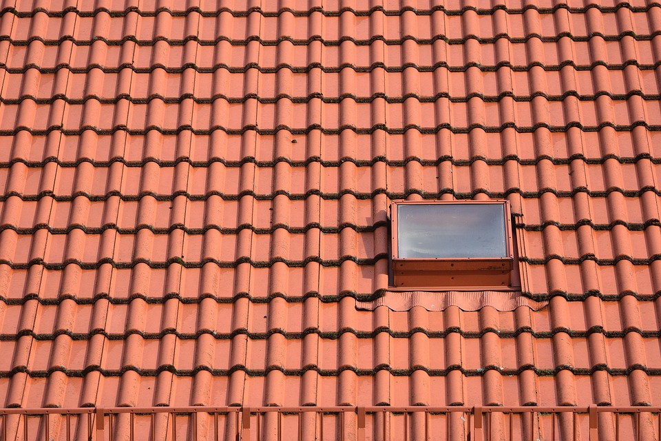 Navigating Your Roofing Career: Essential Roadmaps for Aspiring Roofers in the UK