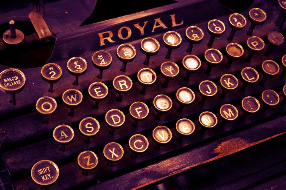Navigating the Journalist Career Roadmap: Essential Steps to Success in the UK