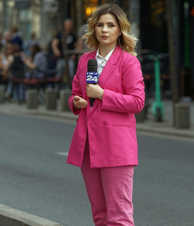 How to Craft an Impressive Cover Letter for News Reporter Positions: Essential Tips and Examples