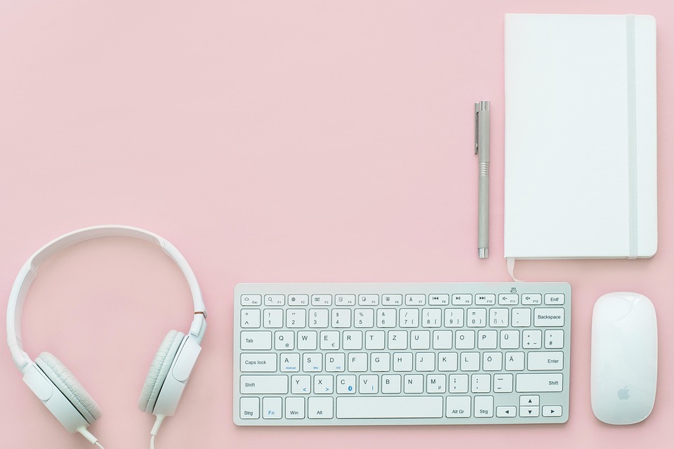 Essential Office Administrator Interview Guide: Tips and Questions for Success