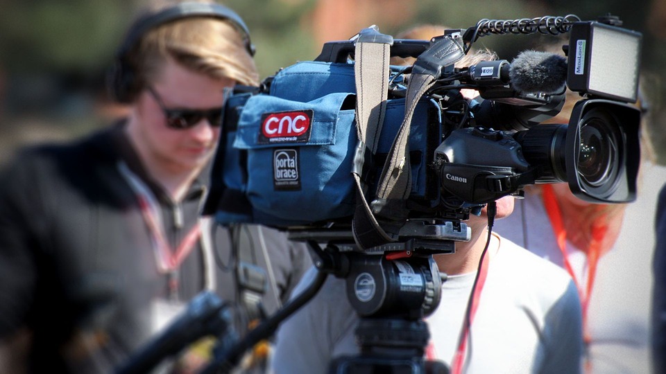 Essential Camera Operator Resume Template: Stand Out in the Film Industry