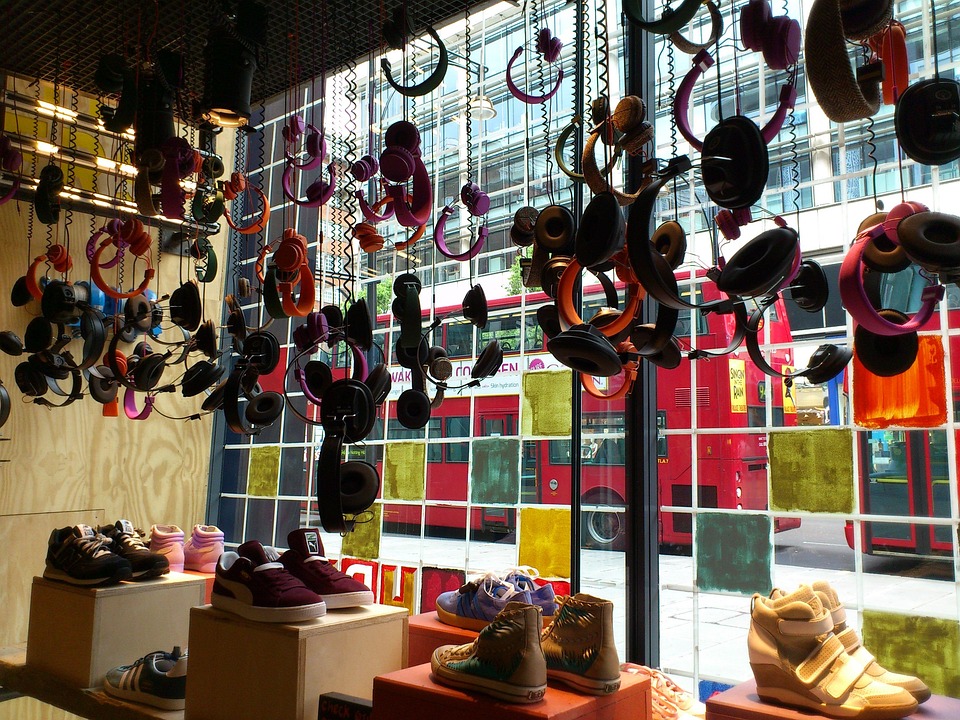 Essential Interview Guides for Aspiring Visual Merchandisers: Tips and Strategies for Success