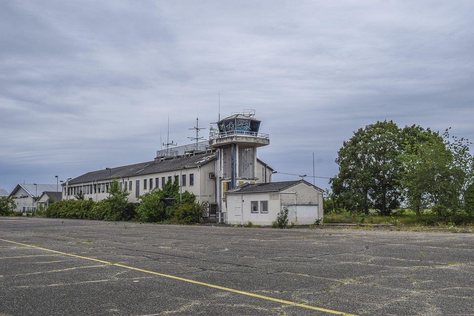 Essential Interview Guide for Aspiring Air Traffic Controllers: Tips and Strategies for Success