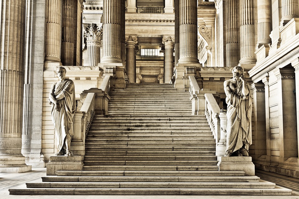 Essential Interview Guides for Aspiring Court Reporters: Tips and Techniques for Success