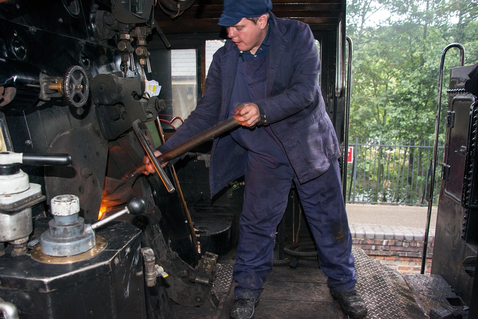 Essential Train Driver Resume Template: Land Your Dream Job in the UK Railway Industry
