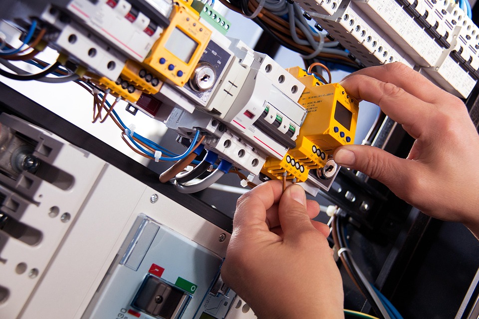 Essential Interview Guide for Aspiring Electrical Technicians: Tips and Strategies for Success