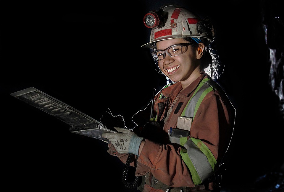 Navigating Your Future: A Comprehensive Career Roadmap for Geologists